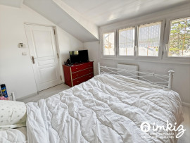 
                                                                                        Vente
                                                                                         Maison 5 pièces