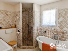 
                                                                                        Vente
                                                                                         Superbe villa 5 pièces avec piscine
