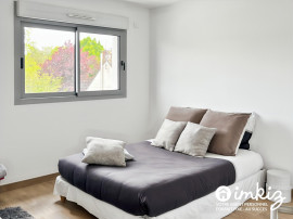 
                                                                                        Vente
                                                                                         Maison 5 pièces