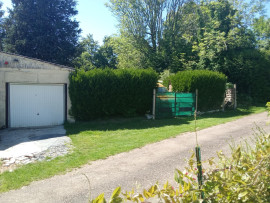 
                                                                                        Vente
                                                                                         Maison 5 pièces