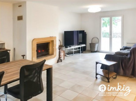 
                                                                                        Vente
                                                                                         Maison 5 pièces. Au calme absolu, cadre champêtre.