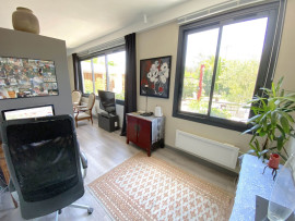 
                                                                                        Vente
                                                                                         MAISON 5 PIECES - JARDIN - PESSAC