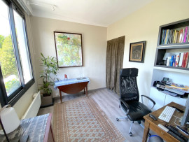 
                                                                                        Vente
                                                                                         MAISON 5 PIECES - JARDIN - PESSAC