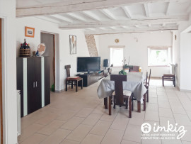 
                                                                                        Vente
                                                                                         Maison 5 pièces PLAIN-PIED, dépendances et piscine