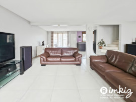 
                                                                                        Vente
                                                                                         Maison 5 pièces sans aucun travaux