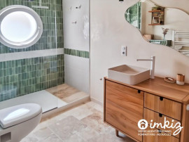 
                                                                                        Vente
                                                                                         Maison 5 pièces, vue exceptionnelle sur le lac