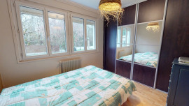 
                                                                                        Vente
                                                                                         MAISON 6 PIECES - 164M2