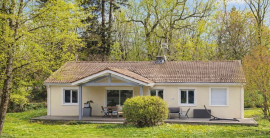 
                                                                                        Vente
                                                                                         MAISON 6 PIECES - 164M2