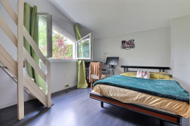 
                                                                                        Vente
                                                                                         Maison 6 pièces - 166 m² - Piscine