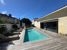 
                                                                                        Vente
                                                                                         MAISON 6 PIECES - 215m2