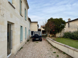 
                                                                                        Vente
                                                                                         MAISON 6 PIECES - 215m2