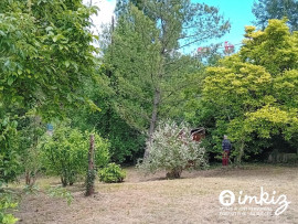 
                                                                                        Vente
                                                                                         Maison 6 pièces