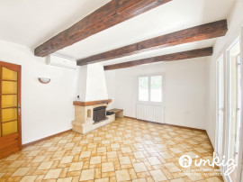 
                                                                                        Vente
                                                                                         Maison 6 pièces