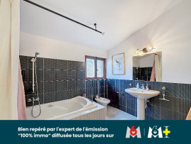 
                                                                                        Vente
                                                                                         MAISON 6 PIÈCES