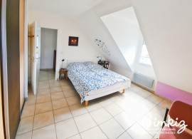 
                                                                                        Vente
                                                                                         Maison 6 pièces