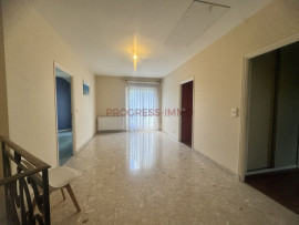 
                                                                                        Location
                                                                                         Maison 6 pièces