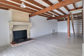 
                                                                                        Vente
                                                                                         Maison 6 pièces