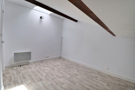
                                                                                        Vente
                                                                                         Maison 6 pièces