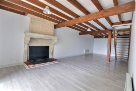 
                                                                                        Vente
                                                                                         Maison 6 pièces