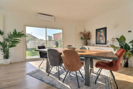 
                                                                                        Vente
                                                                                         Maison 6 pièces