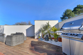 
                                                                                        Vente
                                                                                         Maison 6 pièces