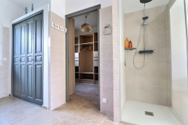 
                                                                                        Vente
                                                                                         Maison 6 pièces