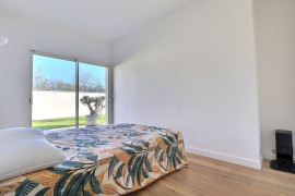 
                                                                                        Vente
                                                                                         Maison 6 pièces