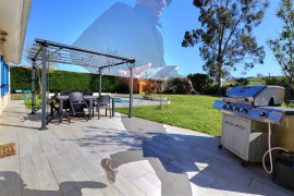 
                                                                                        Vente
                                                                                         Maison 6 pièces