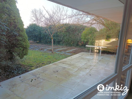 
                                                                                        Vente
                                                                                         Maison 6 pièces calme proximité transports