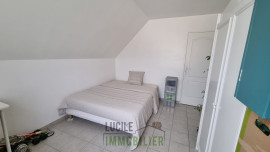 
                                                                                        Vente
                                                                                         Maison 6 pièces de 130m²