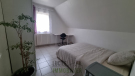 
                                                                                        Vente
                                                                                         Maison 6 pièces de 130m²