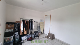 
                                                                                        Vente
                                                                                         Maison 6 pièces de 130m²