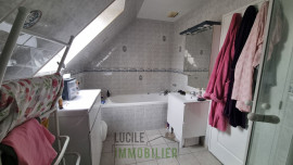 
                                                                                        Vente
                                                                                         Maison 6 pièces de 130m²