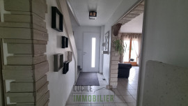 
                                                                                        Vente
                                                                                         Maison 6 pièces de 130m²