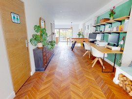 Vente
                                                                                MAISON 6 PIECES - JARDIN - GARAGE & PISCINE