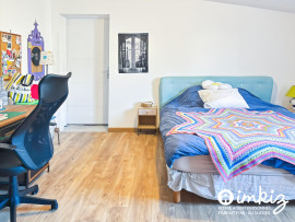 
                                                                                        Vente
                                                                                         Maison 6 pièces + un appartement  T2