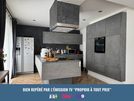 Vente
                                                                                Maison