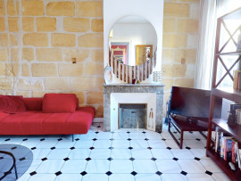 
                                                                                        Vente
                                                                                         Maison 7 pièces - 145m2 - Saint Genès