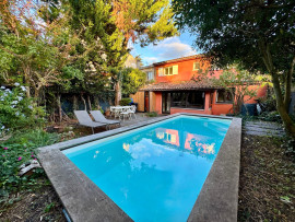 
                                                                                        Vente
                                                                                         Maison 7 pièces - 145m2 - Saint Genès