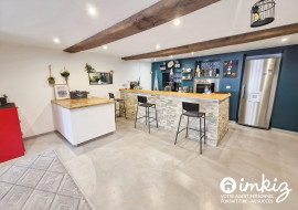 
                                                                                        Vente
                                                                                         Maison 7 pièces 220 m² rénovée
