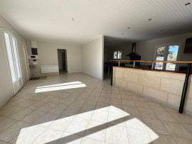 
                                                                                        Vente
                                                                                         Maison 7 pièces - 246m2