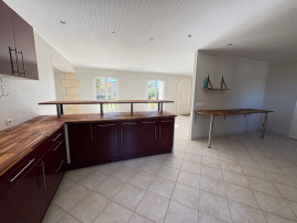 
                                                                                        Vente
                                                                                         Maison 7 pièces - 246m2