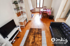 
                                                                                        Vente
                                                                                         Maison 7 pièces