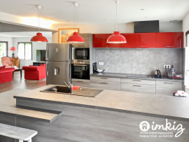 
                                                                                        Vente
                                                                                         Maison 7 pièces