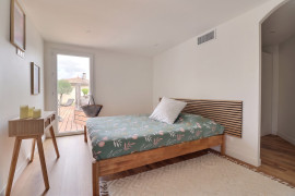 
                                                                                        Vente
                                                                                         Maison 7 pièces