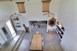 
                                                                                        Vente
                                                                                         Maison 7 pièces