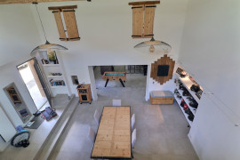 
                                                                                        Vente
                                                                                         Maison 7 pièces