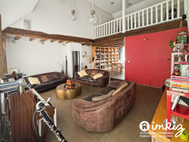 
                                                                                        Vente
                                                                                         Maison 7 pièces