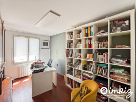 
                                                                                        Vente
                                                                                         Maison 7 pièces
