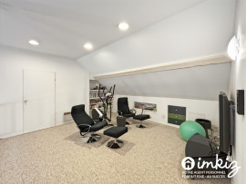 
                                                                                        Vente
                                                                                         Maison 7 pièces